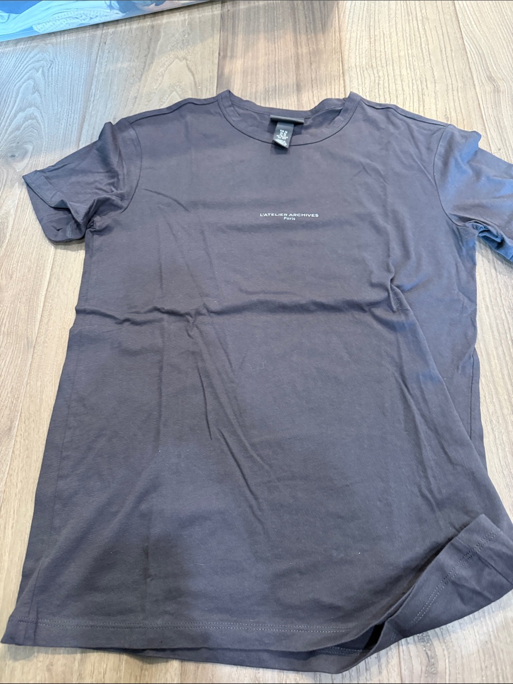 H&M Black Short-Sleeve Crewneck Tee with Small Center Logo